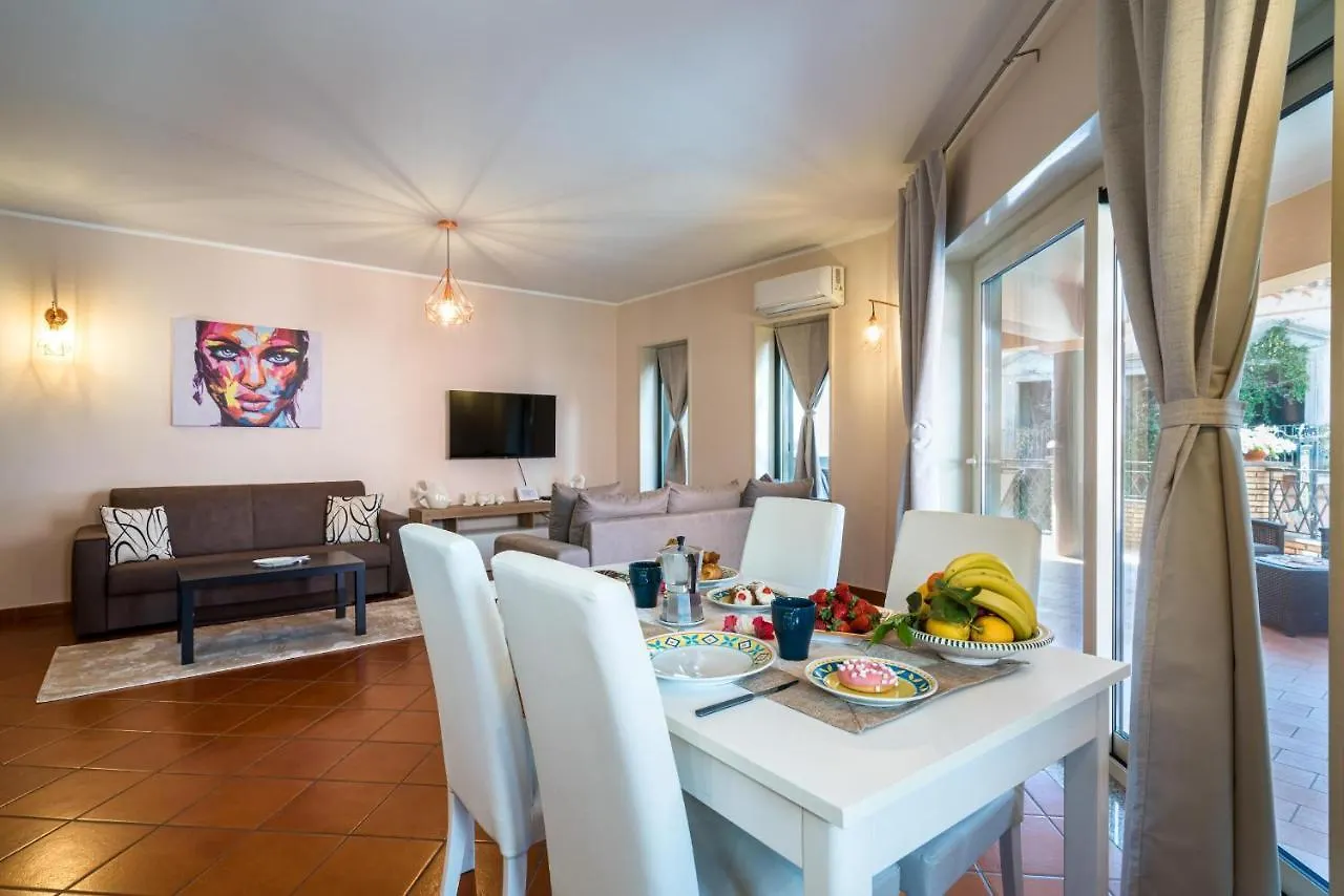 Lägenhet Loft Angolo Sul Mare Letojanni
